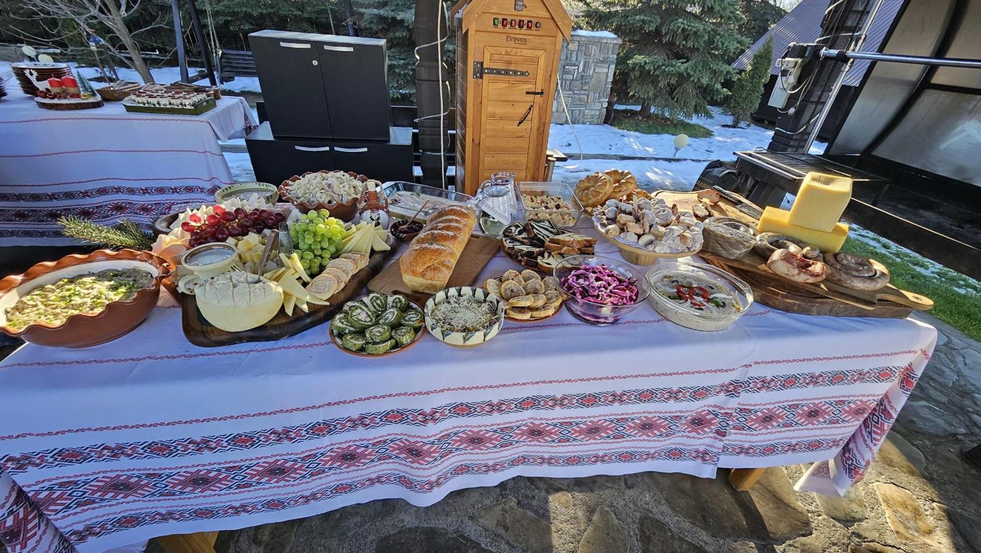 Niro Residence Gura Humorului Kültér fotó